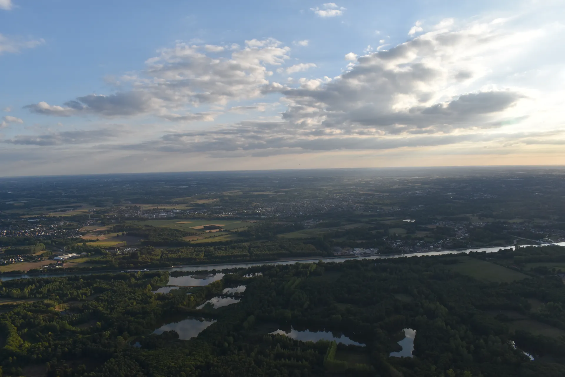 Sfeerbeeld ballonvaart landschap